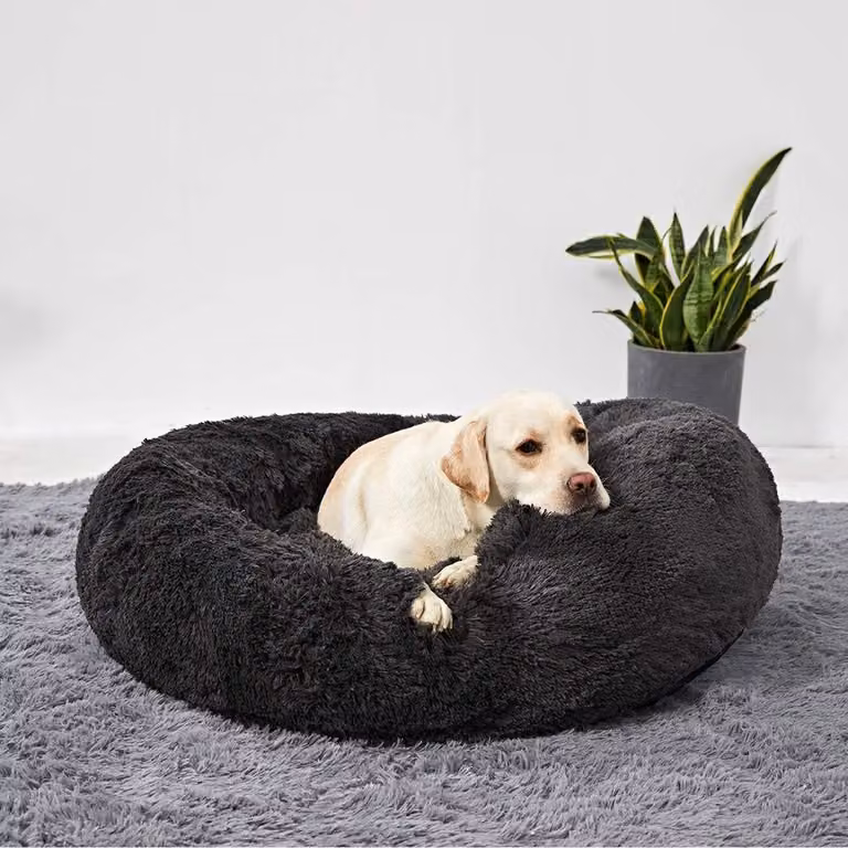 Cuccia morbida a forma di ciambella per cani di grossa taglia