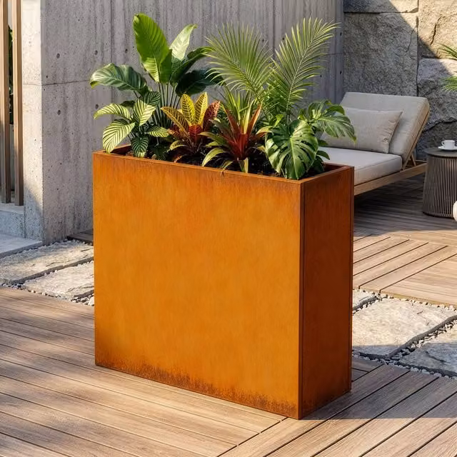 Fioriera Vaargel casa.pro in acciaio Corten marrone ossidato, forma rettangolare, L: 90 cm, P: 82 cm, H: 30 cm
