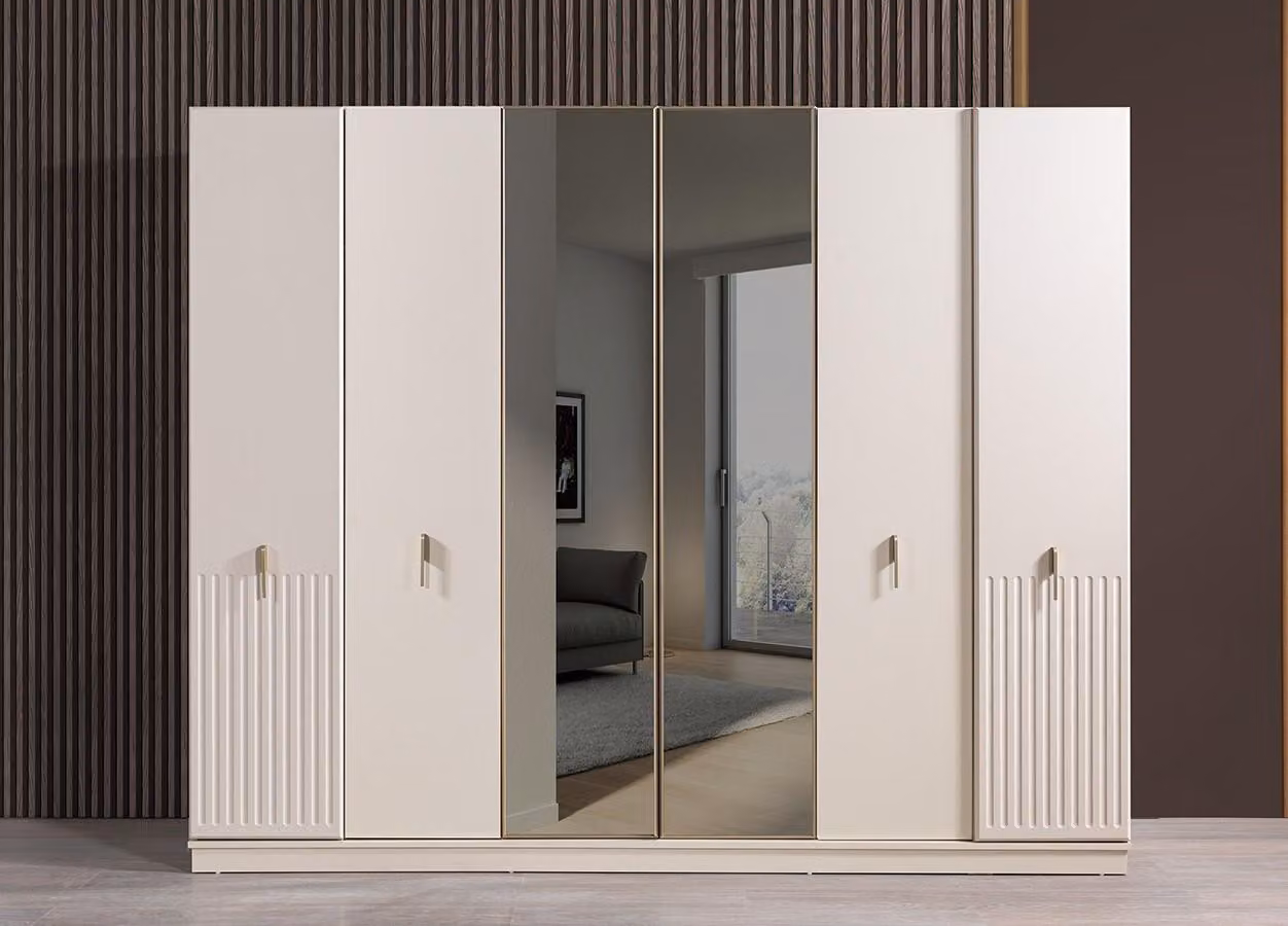 Armadio, stile moderno, colore bianco, nuovo, pratico, capiente, camera da letto