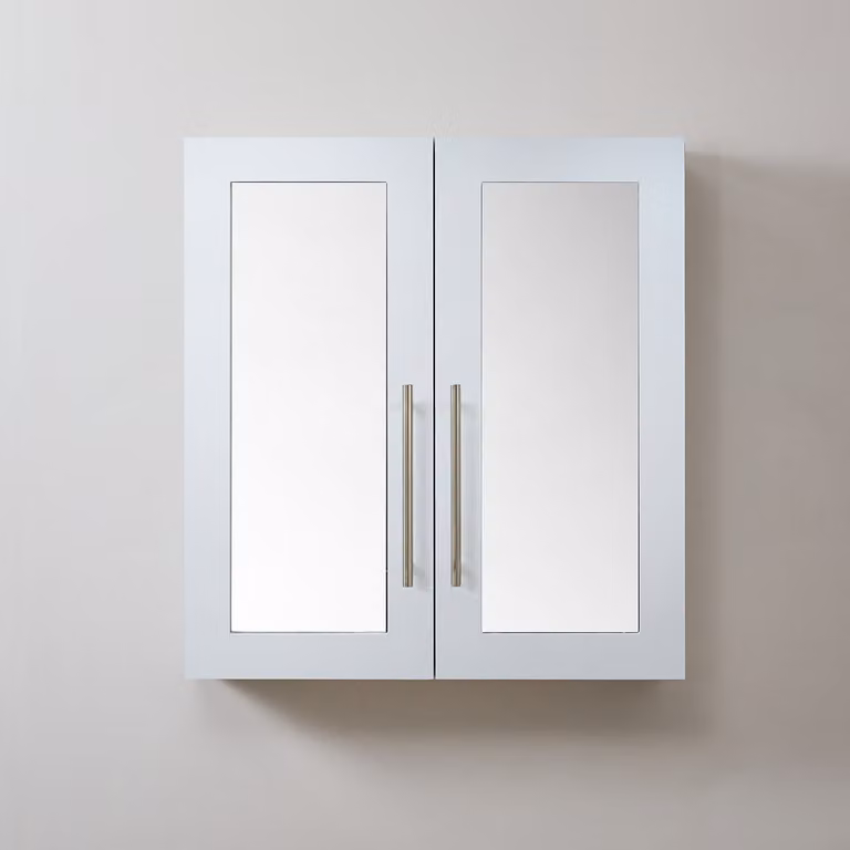 Mobiletto a Specchio da 900mm x 650mm Bianco - Completo di Maniglie Moderne a Barra in Oro Satinato - Cluo