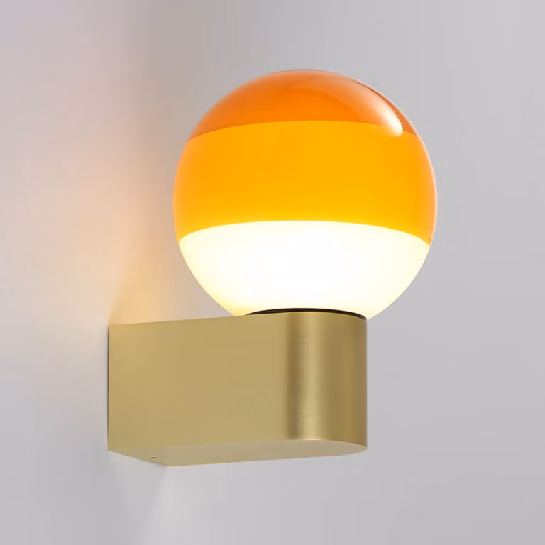 MARSET Applique da parete di design Dipping Light A1, dimmerabile, Ottone / Oro, Soggiorno / Sala da pranzo, Metallo, Design, Applique