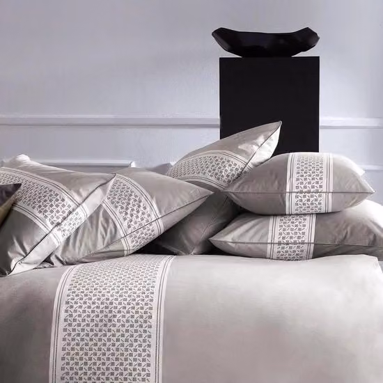 Copripiumino Esprit con motivo grafico beige e fodera coordinata L/P: 240 x 220 cm