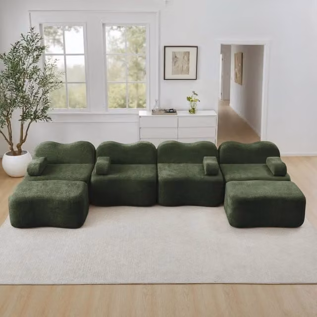 Divano panoramico a U modulare OKWISH in velluto verde con cuscini bracciolo mobili L: 384 cm, P: 167 cm, H: 70 cm