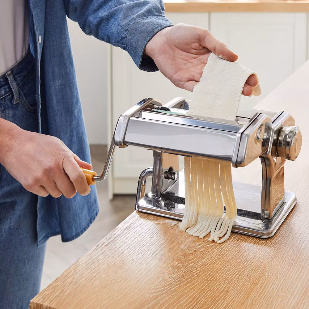 Macchina per pasta fresca Deuba® in acciaio inossidabile e alluminio, colore argento, con 9 tipi di taglio per spaghetti, tagliatelle e lasagne – 2