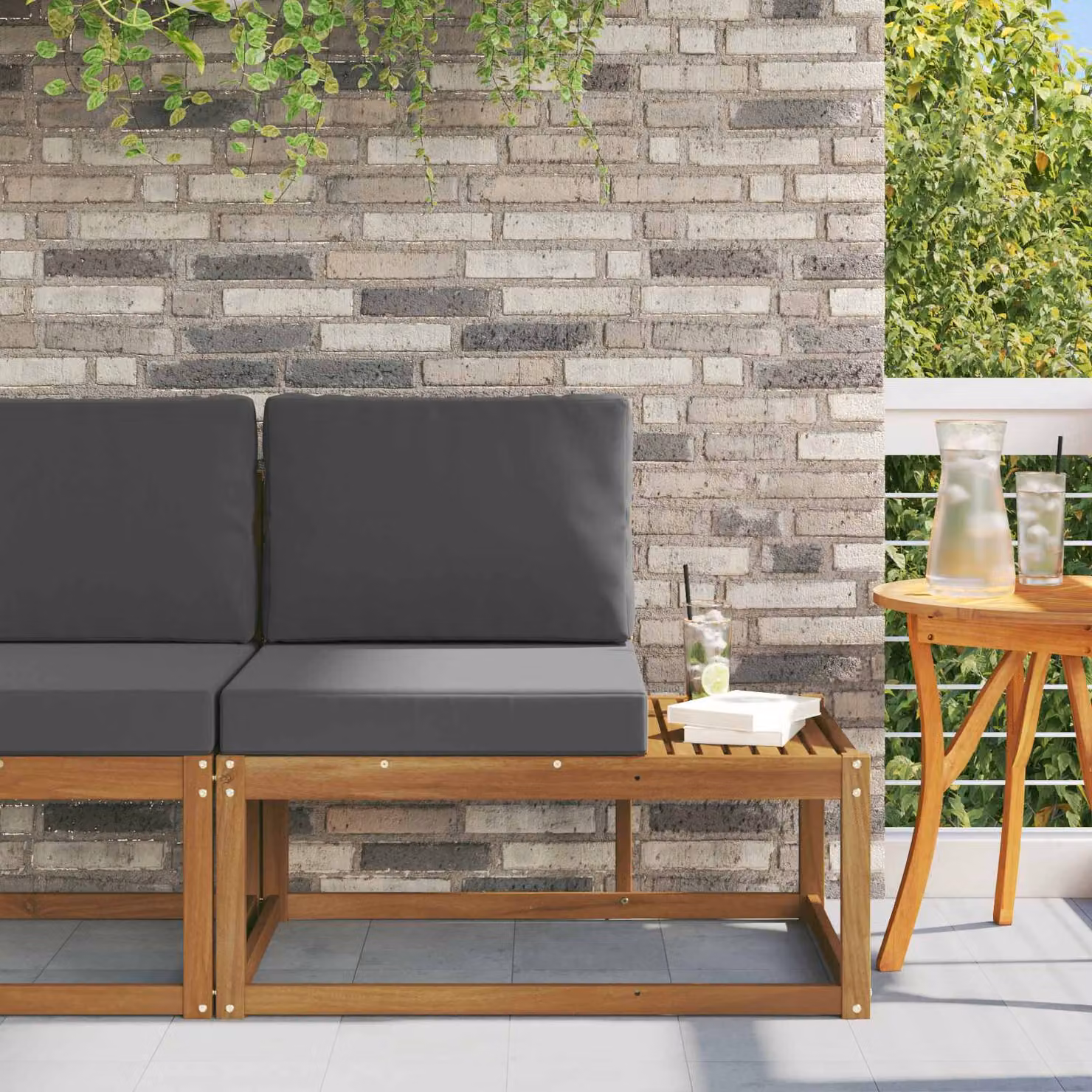 Divano da esterno moderno vidaXL in legno di acacia con cuscini, antracite e beige, L 91 cm x P 63 cm x H 73 cm
