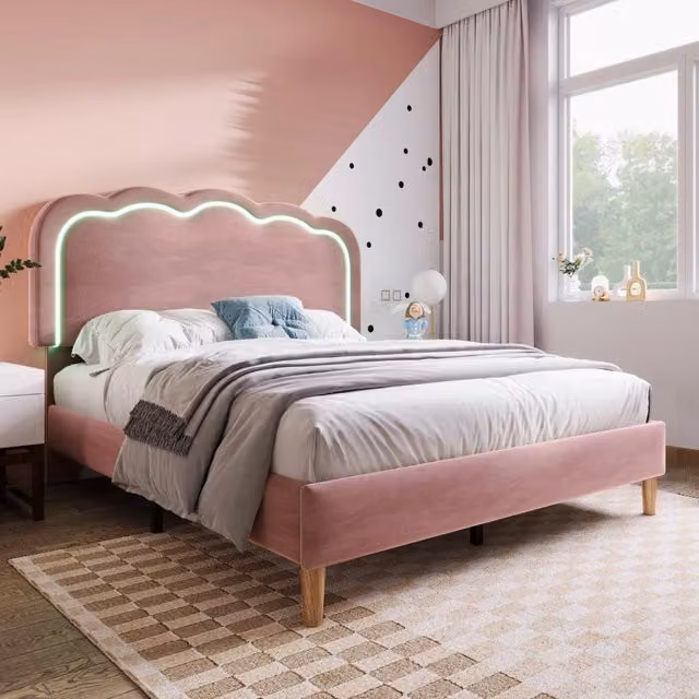 Letto imbottito REDOM in velluto rosa con illuminazione LED sottostante e testiera regolabile L/P/H: 207 x 140 x 151 cm