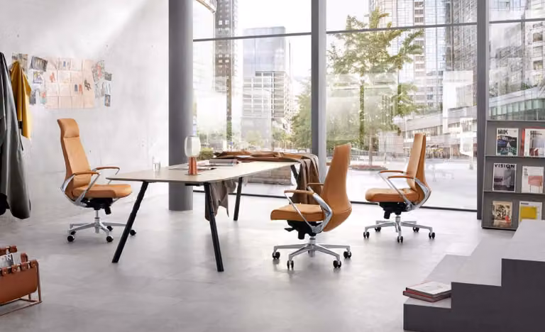 Büro Möbel Meeting Tische Tisch Besprechungs & Konferenztische Design Luxus