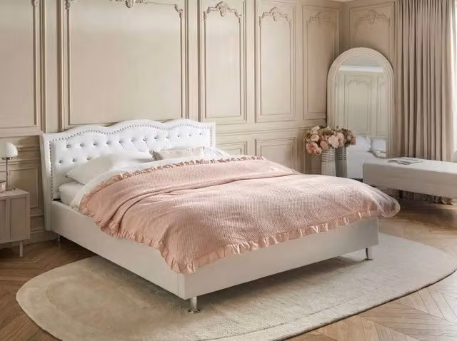 Letto Beliani Bianco in Ecopelle con Cornice Imbottita e Bottoni in Cristallo L/P/H: 160 x 200 cm