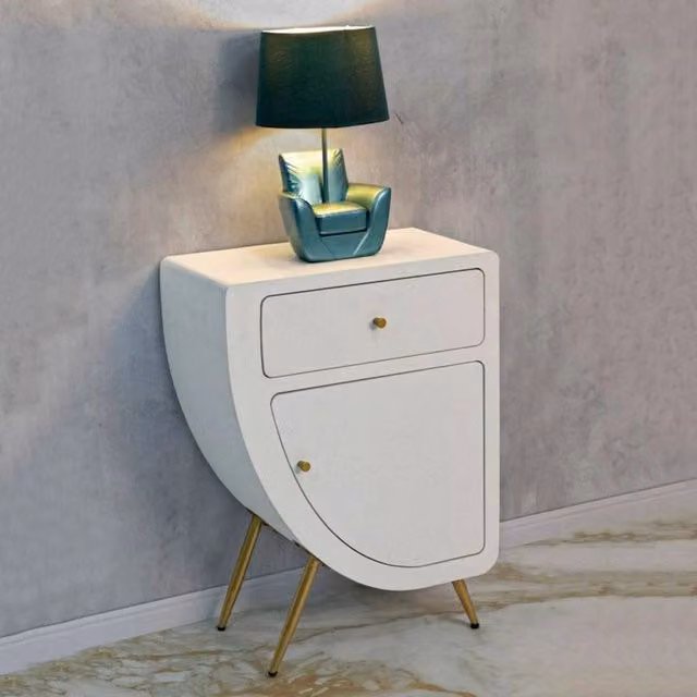 Comodino Suze DMORA Bianco e Oro L 60 cm, P 32 cm, H 79 cm