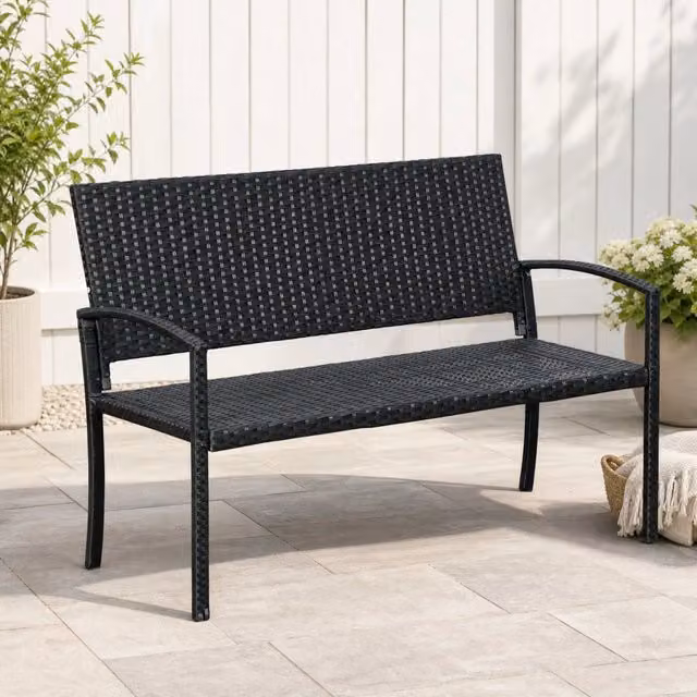 Panca moderna WISHDOR a 2 posti in polyrattan con braccioli e struttura in metallo, colore nero, per giardino e terrazza