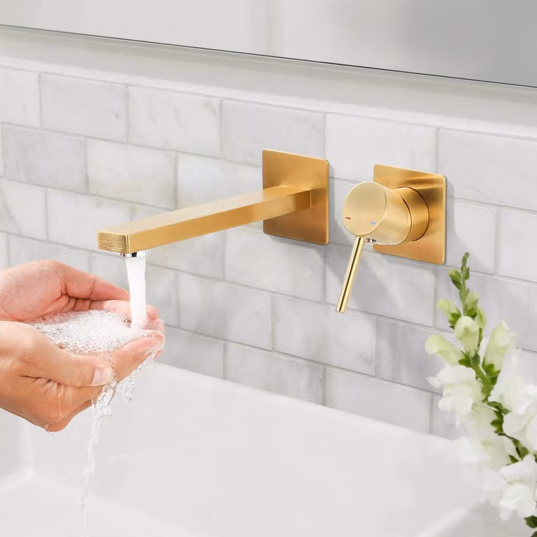 Miscelatore per lavabo da incasso, in ottone, finitura dorata, con aeratore
