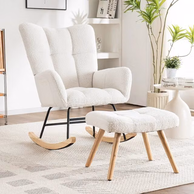 Poltrona a dondolo ergonomica OKWISH con poggiapiedi integrato in legno di caucciù e rivestimento in bouclé bianco – 1