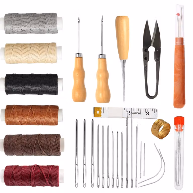 Kit completo per cucito a macchina, con 6 bobine di filo cerato e accessori