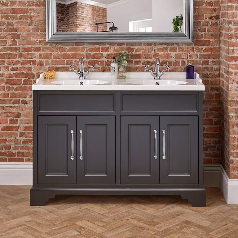 Mobile Bagno Grigio Chiaro da 1210mm con Doppio lavabo e Maniglie Classiche Rotonde Cromate - Thornton