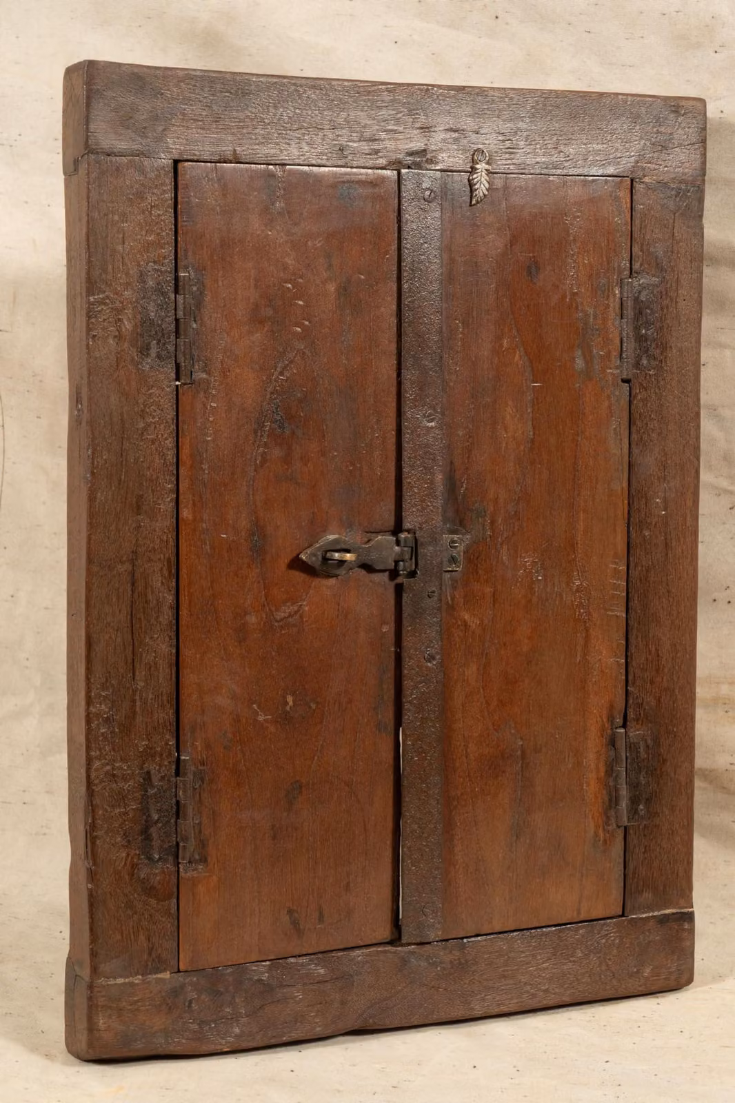 Finestre in legno di teak, dimensioni 44,5 x 7,5 x 60,5 cm, restaurate in stile antico