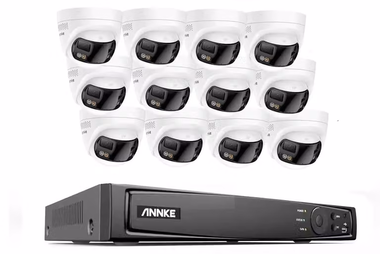 Kit di videosorveglianza con telecamere IP, composto da 12 telecamere a doppia lente da 8MP e un registratore NVR a 16 canali