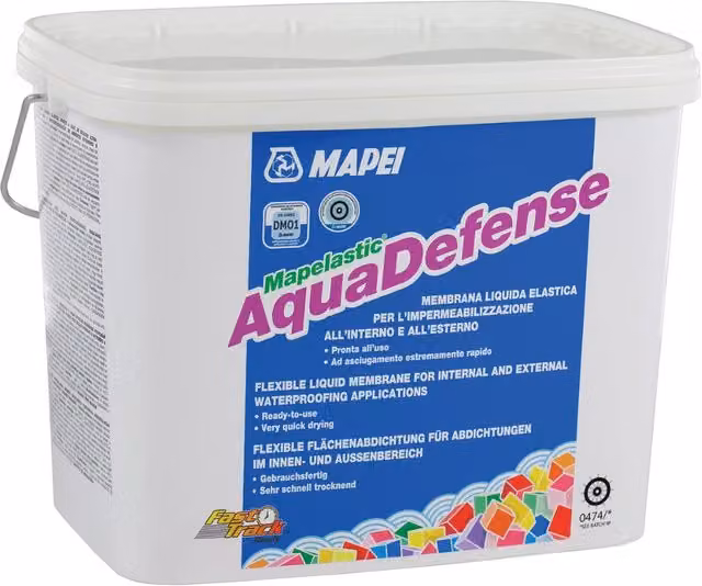 Membrana liquida elastica impermeabilizzante Mapei Aquadefense colore bianco, confezione da 15 kg