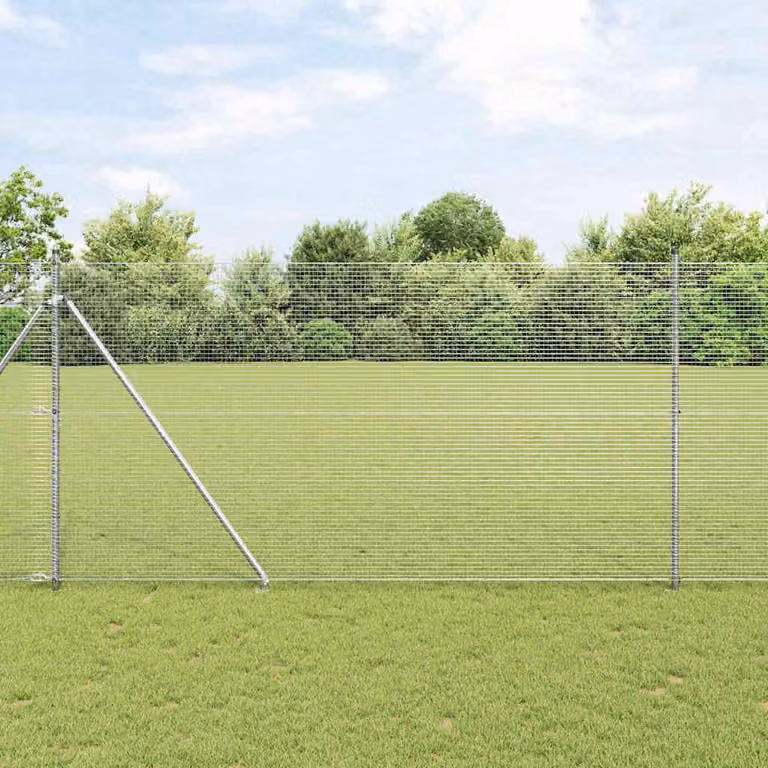 Recinzione in rete saldata con punte 10 x 1,5 m (L x H)