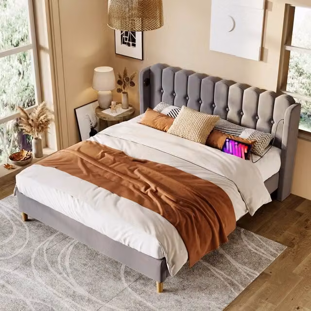 Letto matrimoniale imbottito grigio 180x200 cm con USB e USB-C