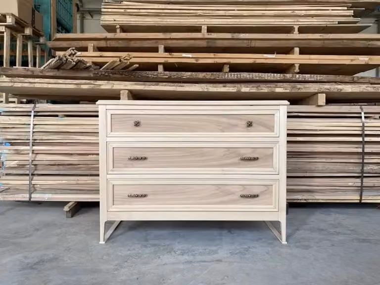 Cassettiera con 3 cassetti in legno massello grezzo Mobili 2G L: 115 cm, P: 50 cm, H: 85 cm