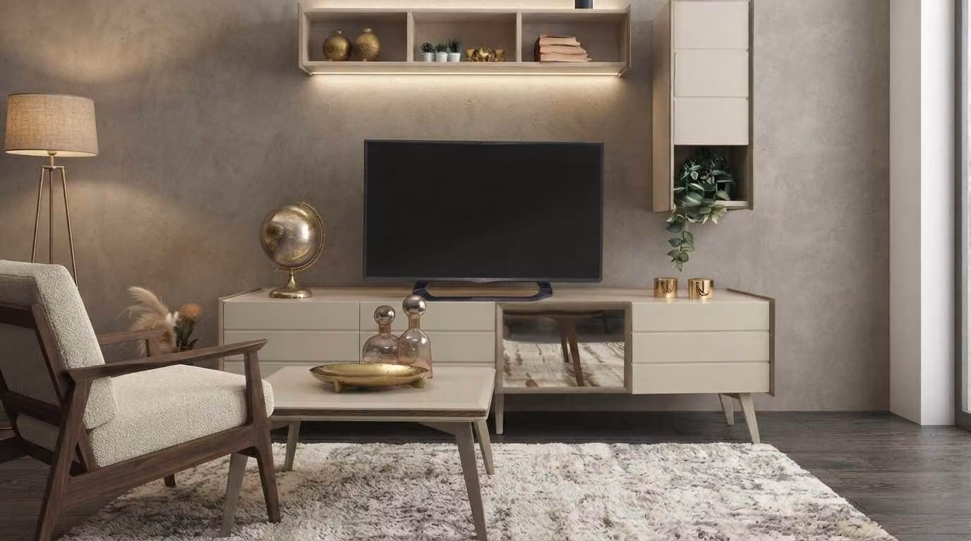 Set di mobili per soggiorno beige, design moderno, composto da: mobile TV a basso profilo, scaffali a parete, tavolino da caffè