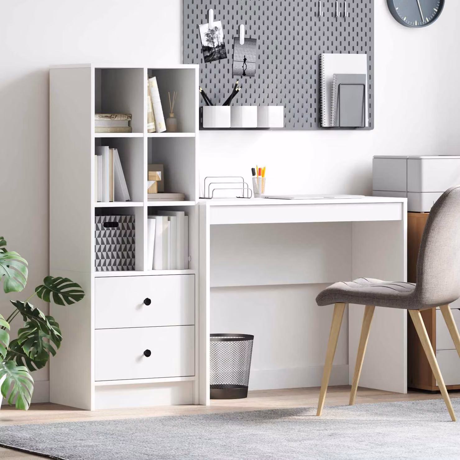 Set di 2 scrivanie moderne vidaXL in bianco e marrone, L 135,5 x P 40 x H 127 cm