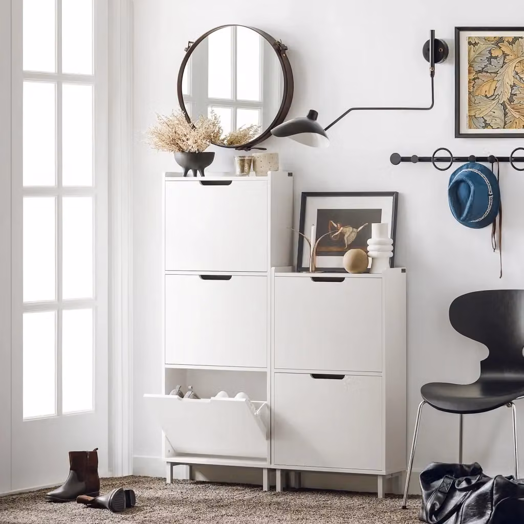 Scarpiera salvaspazio SOBUY con ante a ribalta e ripiani interni, design moderno in legno e metallo, colore bianco, L50 x P19 x H129 cm – 2