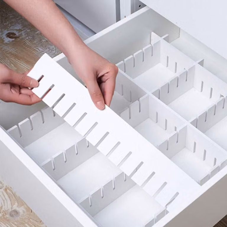 Omgoods - Set di 10 divisori regolabili in PVC per cassetti, ideali per l'organizzazione