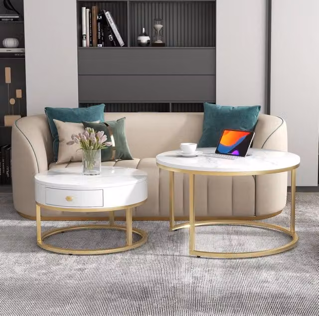 Set di 2 tavolini da caffè rotondi impilabili in MDF; effetto marmo; bianco lucido