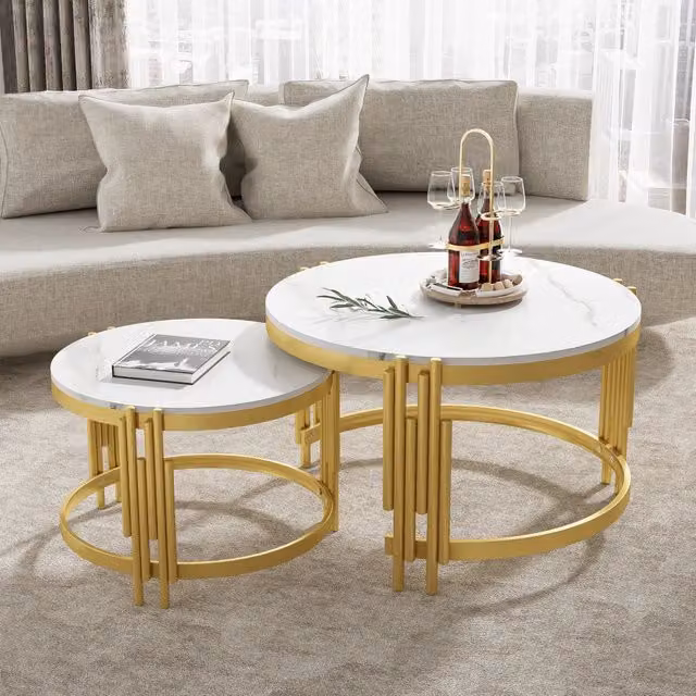 Set di tavolini da salotto modulari Zephmum con finitura marmo bianco e cornice oro