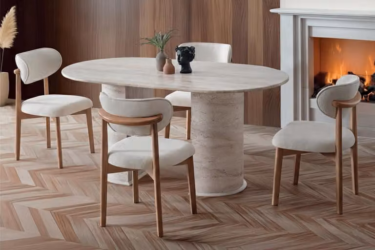 Set esclusivo per sala da pranzo: tavolo da pranzo di design e 4 poltrone imbottite