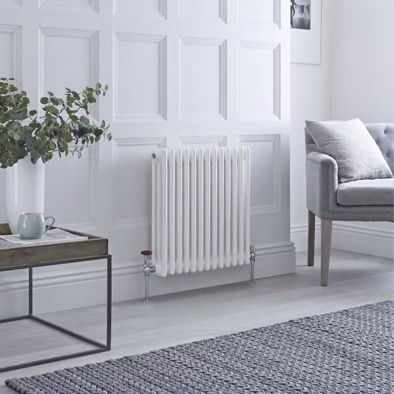 Radiatore Orizzontale Bianco Tradizionale a Tripla Colonna - 500mm x 605mm - Regent