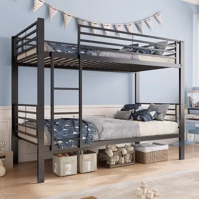 Letto a castello Minimal in metallo nero con rete a doghe e scala L/P/H: 160 x 90 x 200 cm – 1