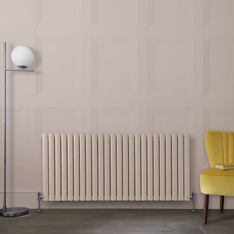 Radiatore di Design Orizzontale  Rosa (Rose Petal Rosa) -  635mm x 1416mm - Pannello Singolo  - Revive