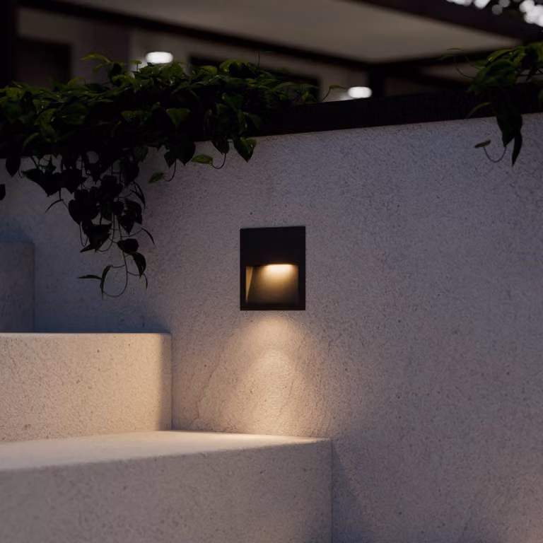 Lucande applique a LED da incasso Loya, 11,5x11,5 cm, grigio, IP54 Loya, Nero, Alluminio, Moderno, Applique da esterni