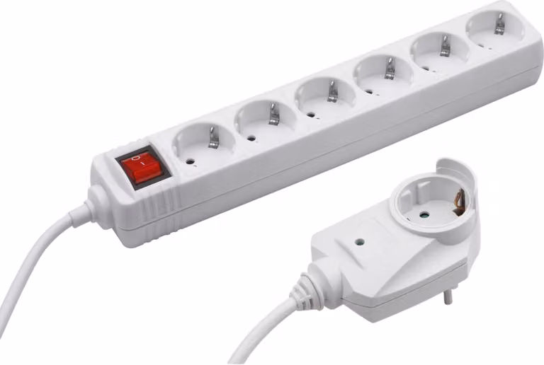 Prese multiple Meister Plus a 6 prese con interruttore, 2 m, bianco, IP20, con spina aggiuntiva