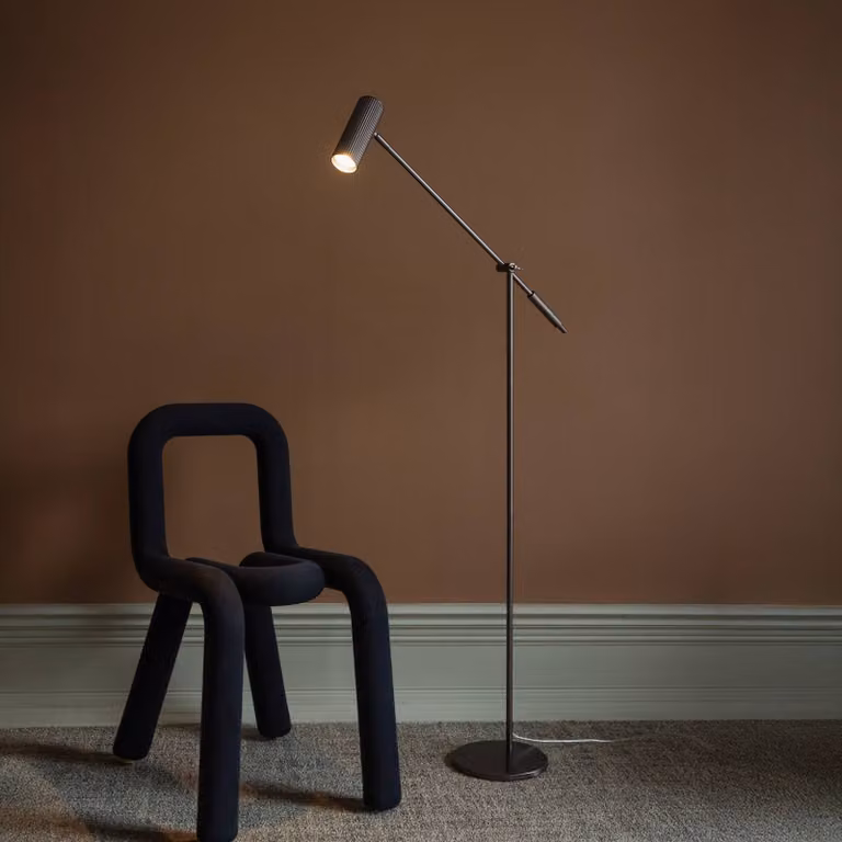 Globen Lighting Lampada da terra Hubble READ, Bronzo / Ottone antico, Soggiorno / Sala da pranzo, Metallo, Scandinavo, Lampada da terra