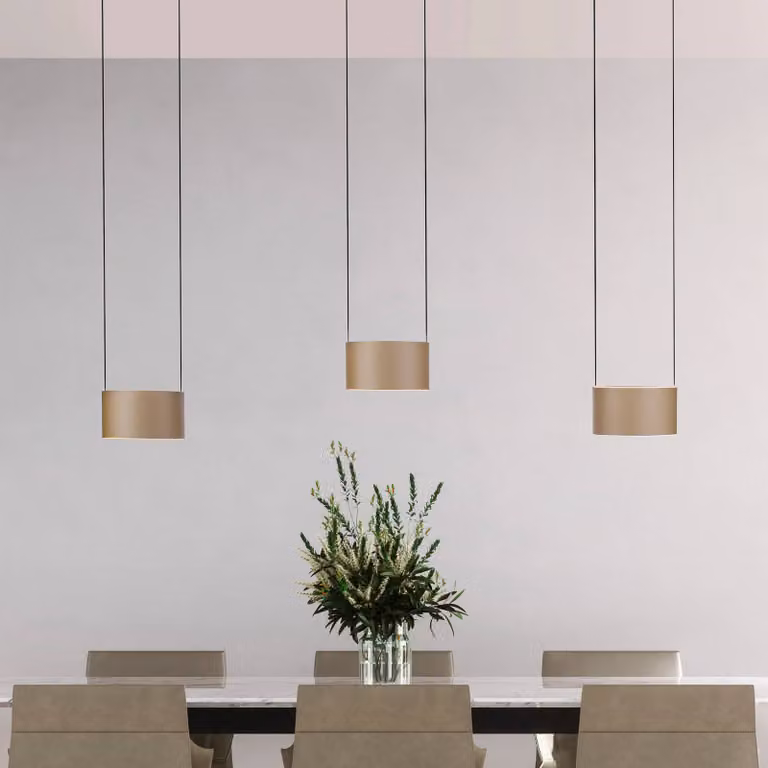 PURE Lampada LED a sospensione Clipse, bronzo, lunghezza 110 cm, CCT, 6 luci dimmerabile, Bronzo / Ottone antico, Soggiorno / Sala da pranzo, Metallo, Moderno