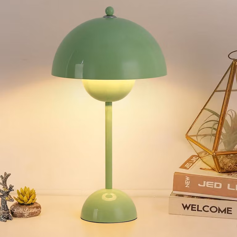 Lampada da tavolo a forma di fungo verde con vaso di fiori, in metallo, 34 cm, attacco E27 per camera da letto, soggiorno, camera dei bambini, studio o ufficio