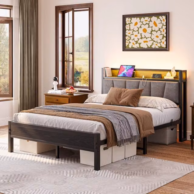 Letto ULEVR 140x190 cm con testiera contenitore, LED, 2 USB e presa, struttura in metallo e MDF nera