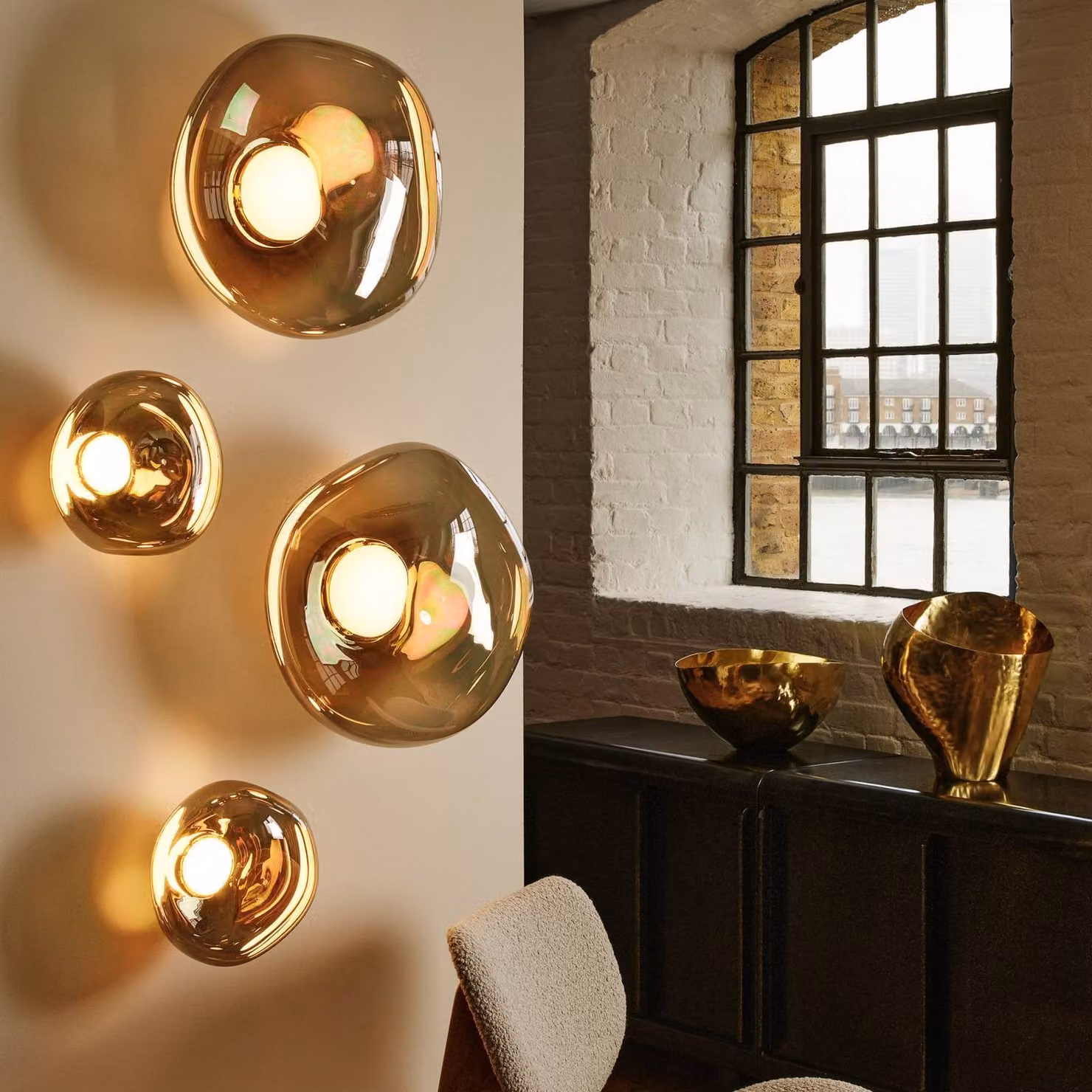 Tom Dixon Applique da parete di design Melt, dimmerabile, Bronzo / Ottone antico, Soggiorno / Sala da pranzo, Plastica, Design, Applique