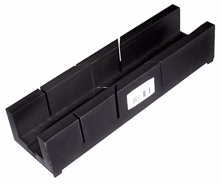 Augusta - Rosa selvatica - Cassetta per tagli obliqui 250x68x48 mm in plastica, 45° e 90°