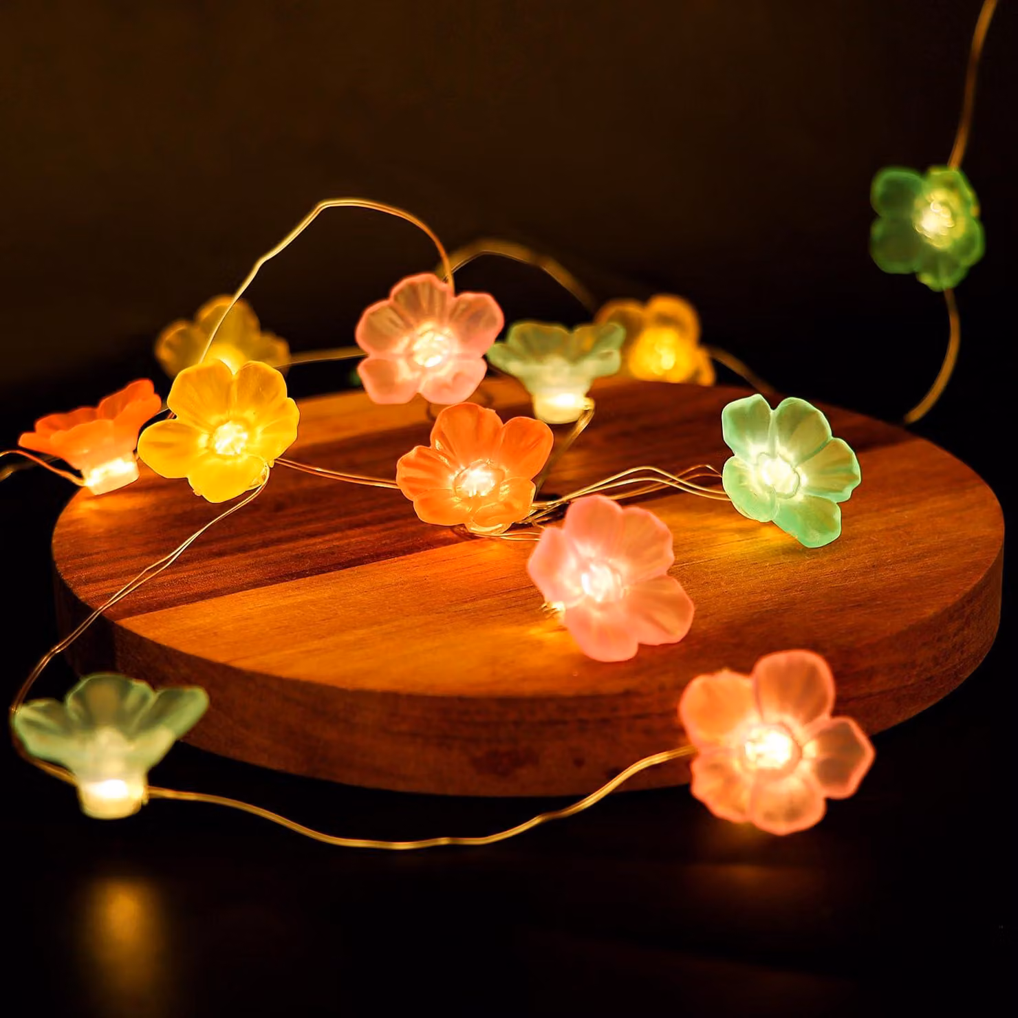 Catena luminosa a LED a forma di fiori di ciliegio, 2 metri, 20 LED, alimentata a batteria