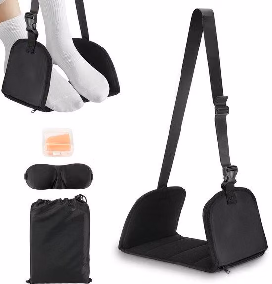 Poggiapiedi da viaggio: questo poggiapiedi di alta qualità in schiuma è dotato di una piastra di supporto rimovibile e di una fodera in tessuto di nylon elastico regolabile, garantendo comfort e praticità durante i lunghi viaggi.