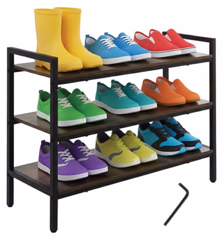 Scarpiera in metallo con 3 ripiani in legno: un supporto stabile in stile industriale per scarpe e accessori