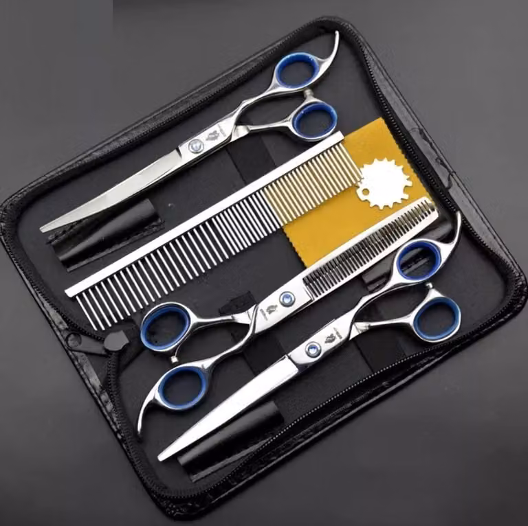 Set di accessori per cani - 8 pezzi