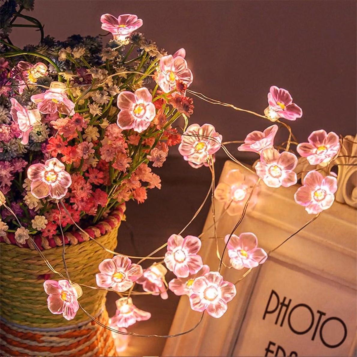 Catena luminosa solare, 3 metri, 30 fiori di ciliegio rosa, luce bianco caldo, filo di rame