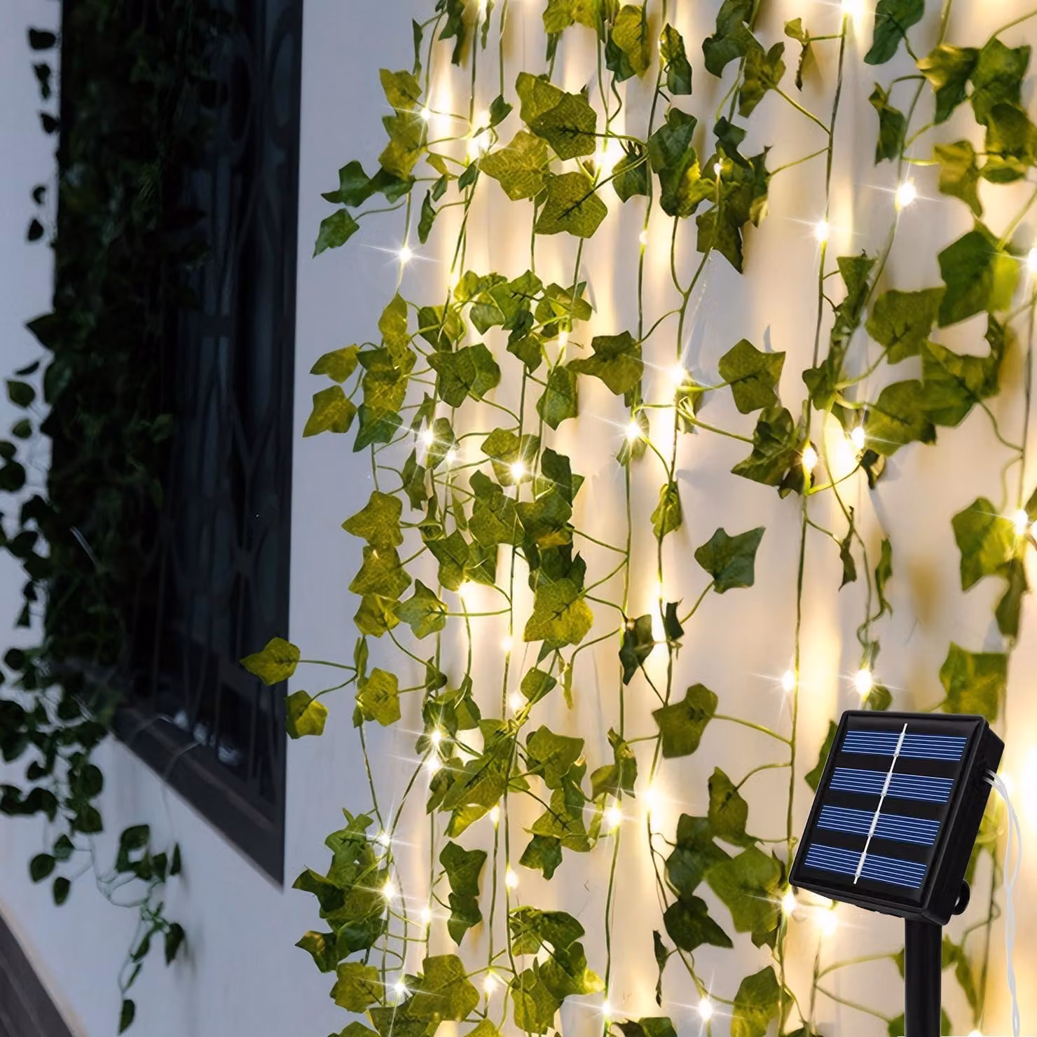 Catena luminosa a energia solare a forma di edera, 7 metri, 50 LED, 8 modalità, impermeabile, per uso esterno
