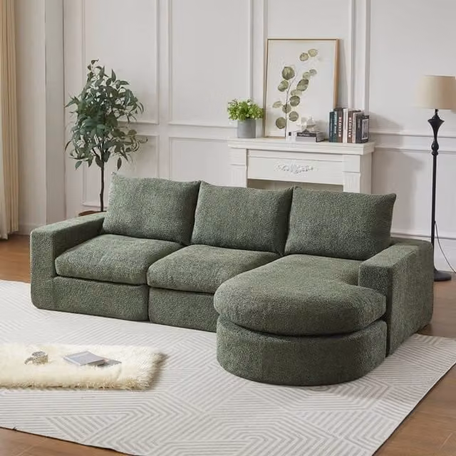 Divano angolare modulare Mivray in ciniglia verde con chaise longue reversibile e 3 cuscini L/P/H: 251 x 160 x 81 cm