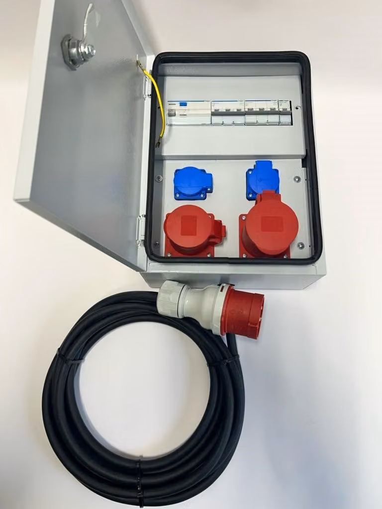 Distributore di corrente da parete in metallo IP54, CEE 32 A, 16 A, 2x230 V, con fusibili HAGER, interruttore differenziale e cavo da 5 m, modello 94H-5